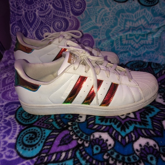 adidas Shoes - chrome adidas superstars